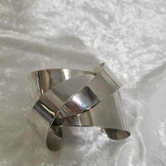 Silver tone braided cuff bracelet  2 1/2" 1" open 1.1498 - Picture 8 of 9